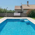Vila Stefanja *